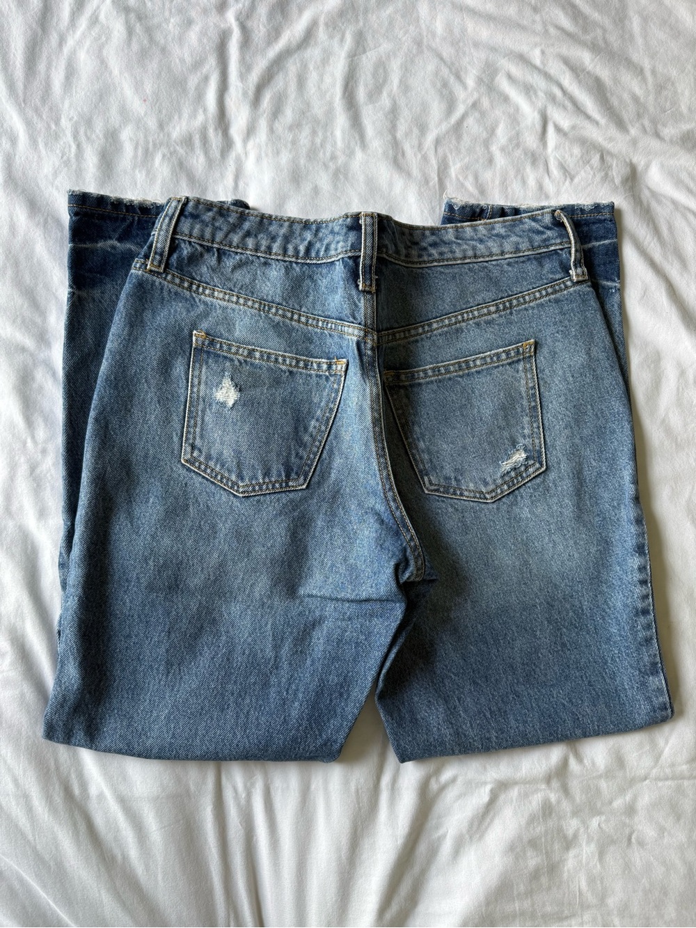 Universal Thread Light Blue Straight Leg Jeans
